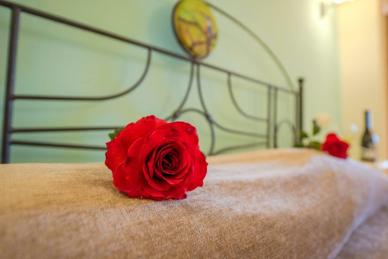 Orpheas Resort Hotel (Adults Only) Paralia Kourna المظهر الخارجي الصورة